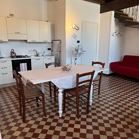 Semesterbostad Casa Angela *